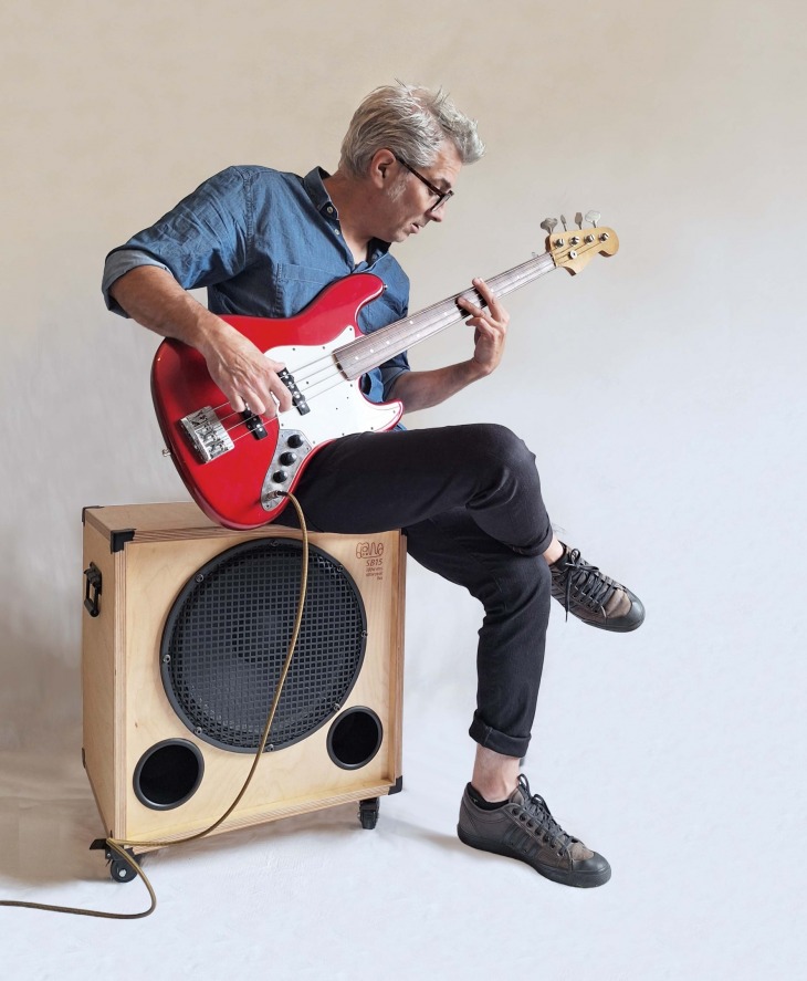 Blond Bass Cabs monolith